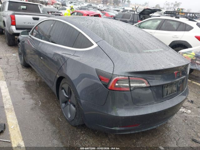 Tesla Model 3 Image 2