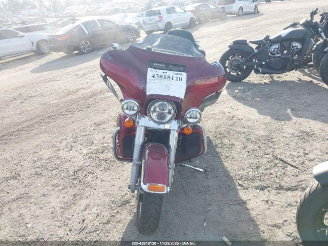 Harley-Davidson Flhtk Ultra Limited Image 3