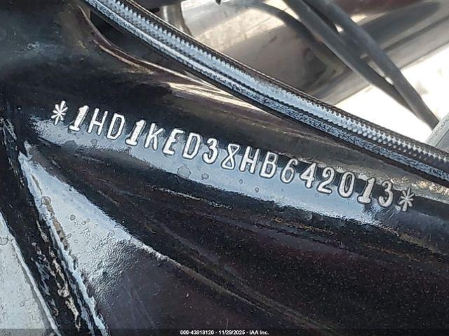 Harley-Davidson Flhtk Ultra Limited Image 9