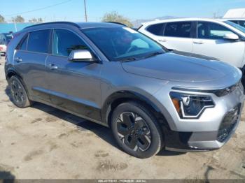  Salvage Kia Niro