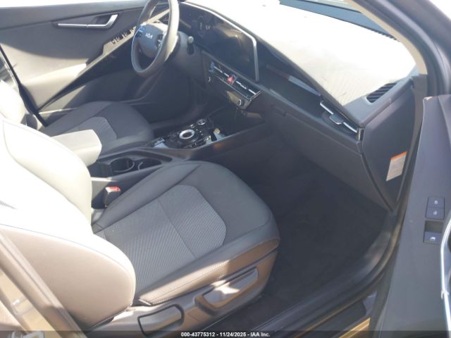 Kia Niro Wind Image 6