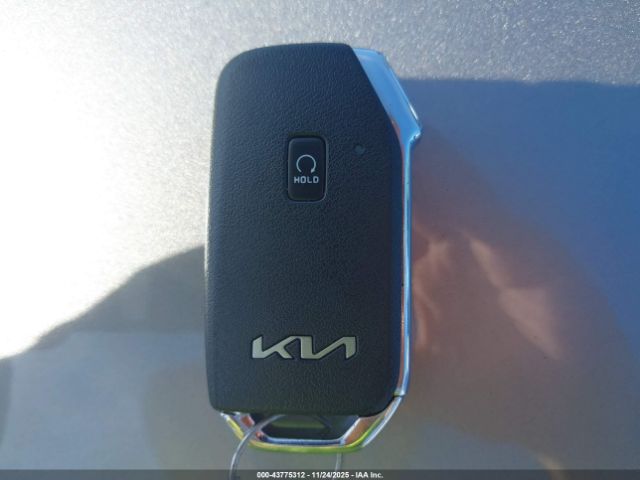 Kia Niro Wind Image 14