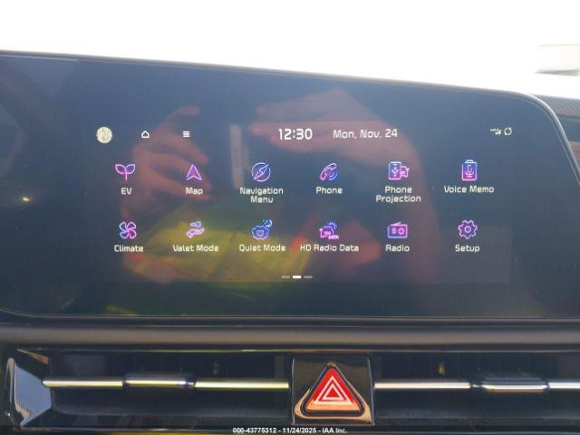 Kia Niro Wind Image 18