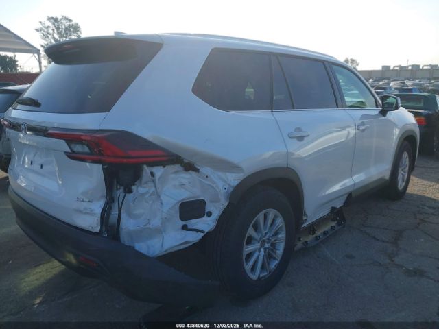 Toyota Grand Highlander Hybrid Xle Image 6