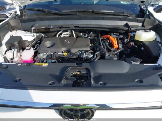 Toyota Grand Highlander Hybrid Xle Image 8