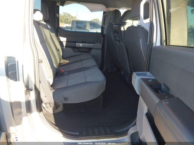 Ford F-250 Xl Image 6