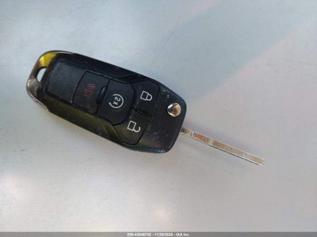 Ford F-250 Xl Image 10