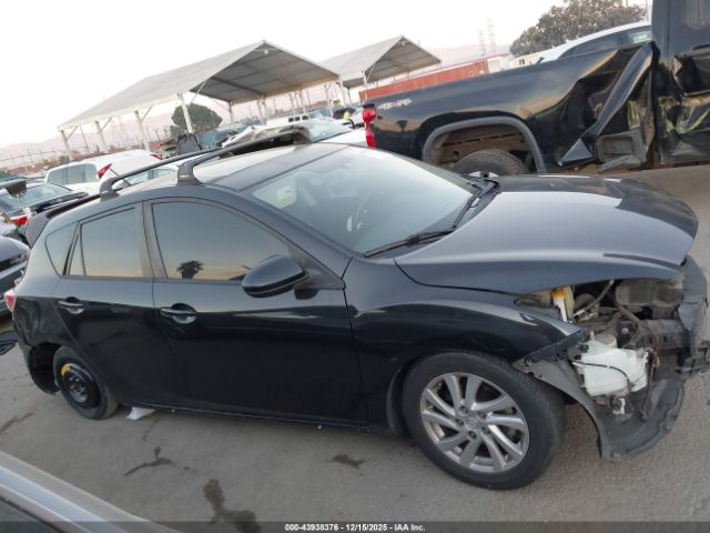 Mazda Mazda3 I Touring Image 16