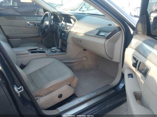 Mercedes-Benz E-Class Image 7