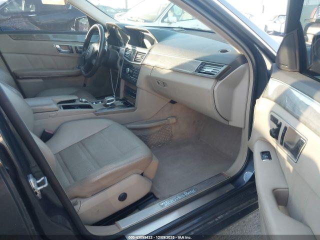Mercedes-Benz E-Class Image 7