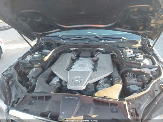 Mercedes-Benz E-Class Image 10