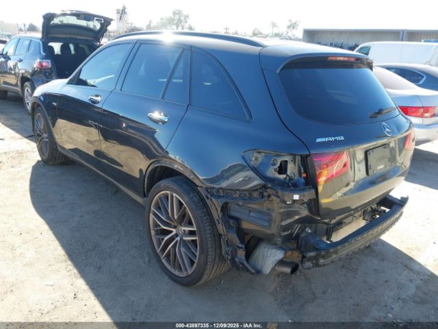 Mercedes-Benz GLC 4matic Image 4