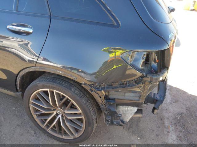 Mercedes-Benz GLC 4matic Image 16