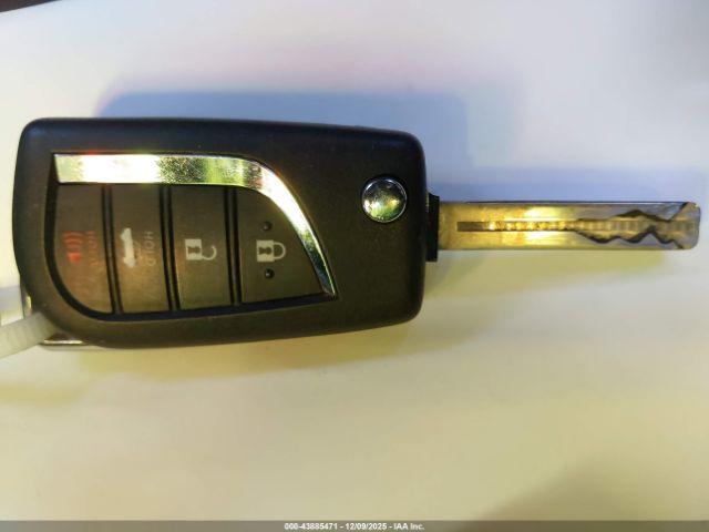 Toyota Corolla Hybrid Le Image 2