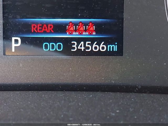 Toyota Corolla Hybrid Le Image 3