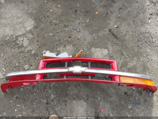 Chevrolet S-10 Ls Image 6