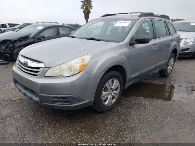 Subaru Outback 2.5i Image 2