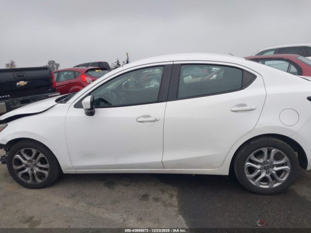 Scion iA Image 8