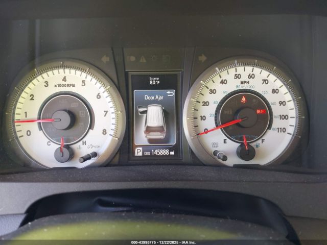 Toyota Sienna Se Premium 8 Passenger Image 5