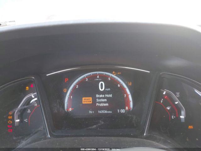 Honda Civic Sport Touring Image 9