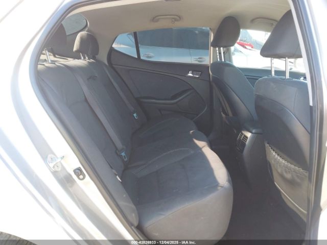 Kia Optima Lx Image 8