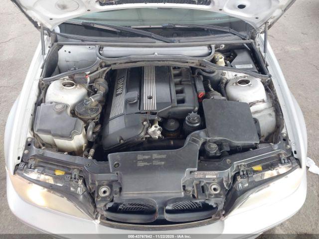 BMW 3 Series Image 9