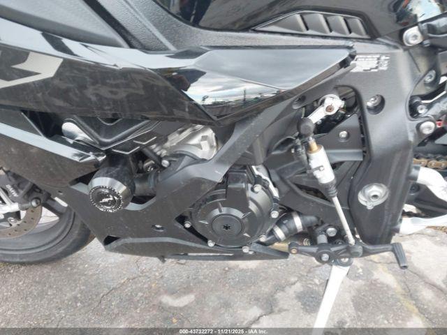 BMW S 1000 Rr Image 13