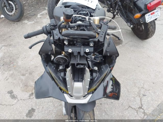 BMW S 1000 Rr Image 2