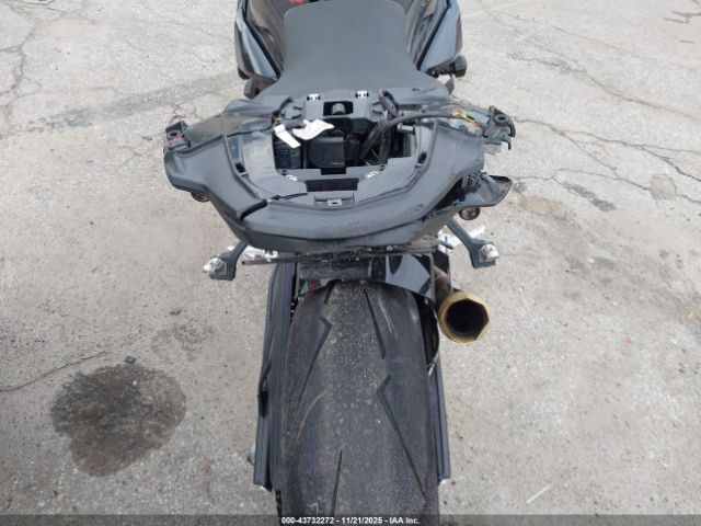 BMW S 1000 Rr Image 5