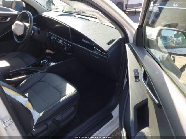 Kia Niro Ex Image 14