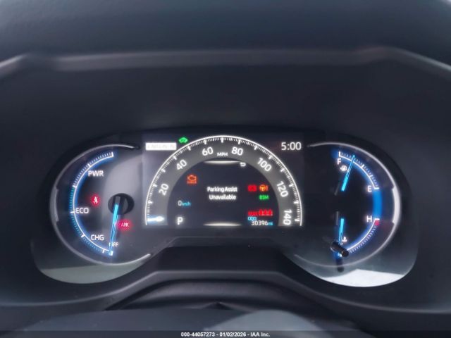 Toyota RAV4 Xse Image 9