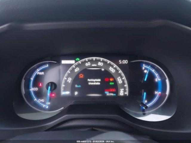 Toyota RAV4 Xse Image 9