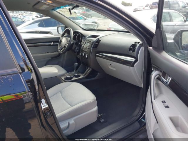 Kia Sorento Lx V6 Image 3