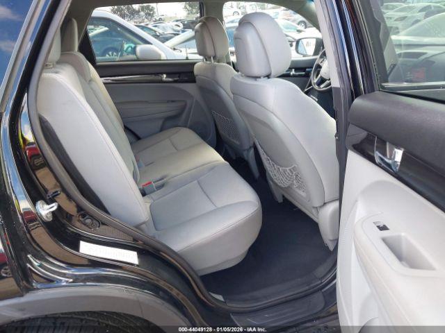 Kia Sorento Lx V6 Image 7