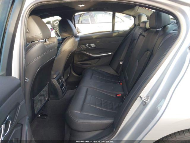 BMW 3 Series Image 4