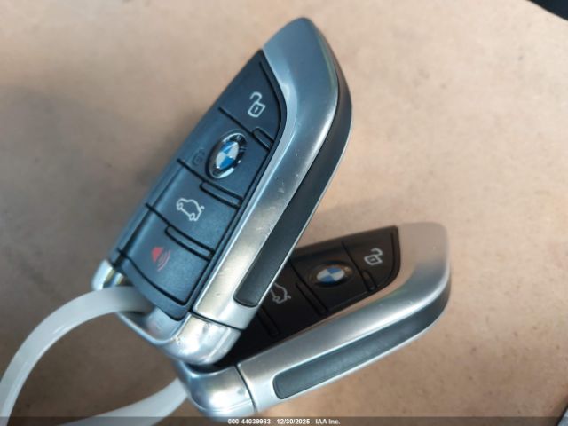 BMW 3 Series Image 10