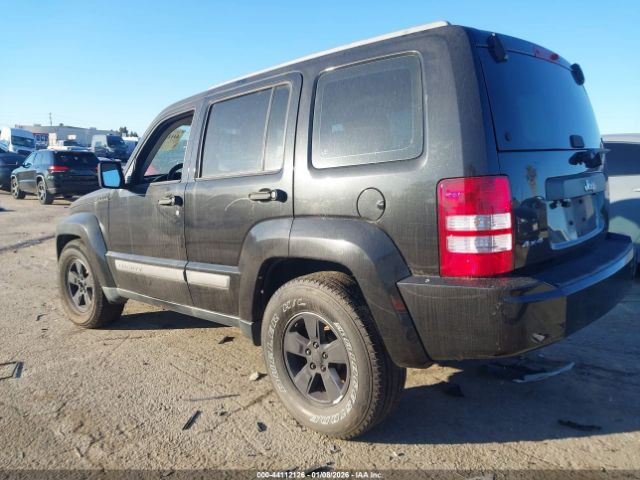 Jeep Liberty Sport Image 3