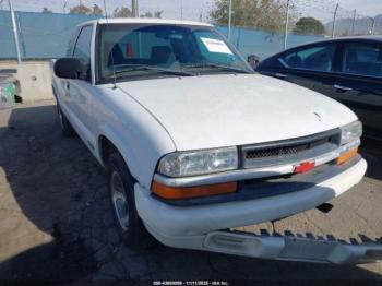  Salvage Chevrolet S-10