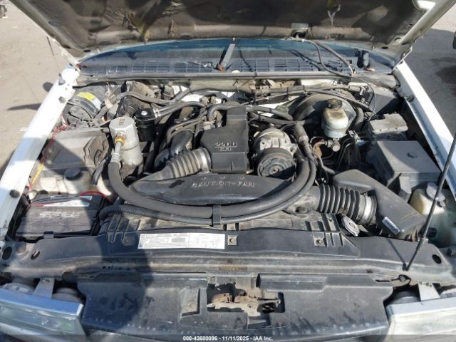 Chevrolet S-10 Ls Image 7