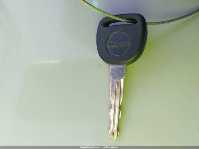 Chevrolet S-10 Ls Image 9