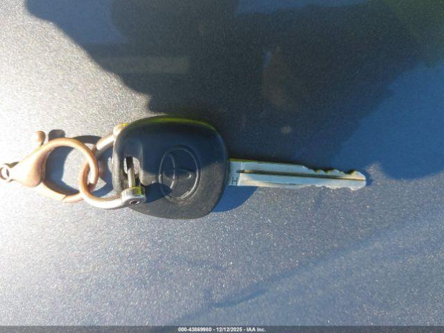 Toyota Corolla L Image 3