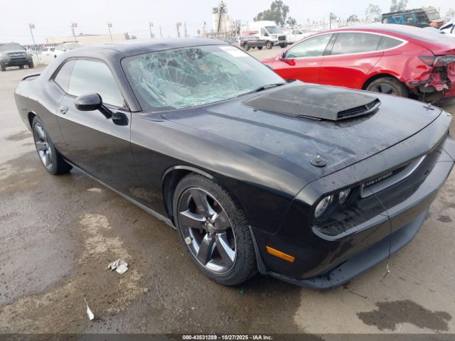 Dodge Challenger Image 1