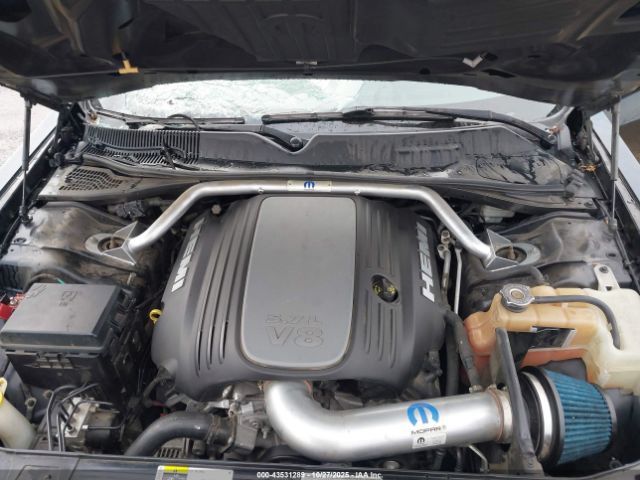 Dodge Challenger Image 4