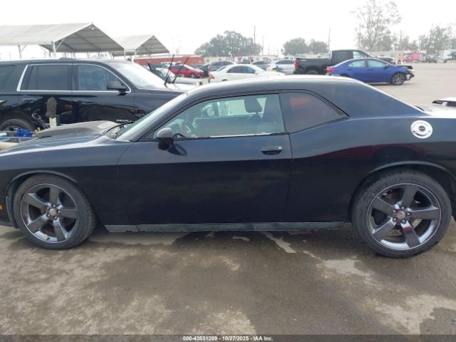 Dodge Challenger Image 16