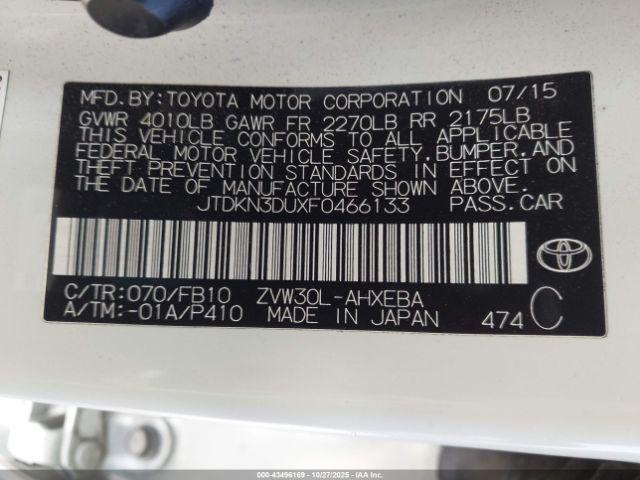 Toyota Prius Two Image 2