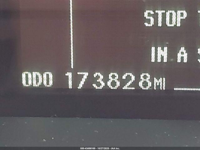 Toyota Prius Two Image 15