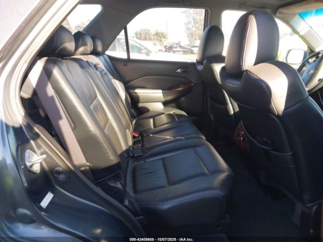 Acura MDX Image 11