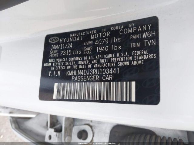 Hyundai ELANTRA Limited Image 16