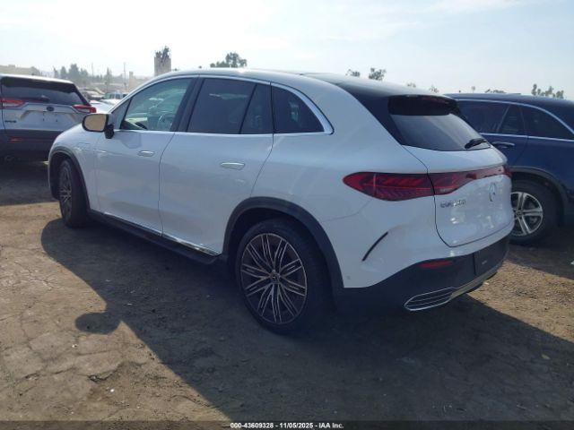 Mercedes-Benz EQE 4matic Image 17