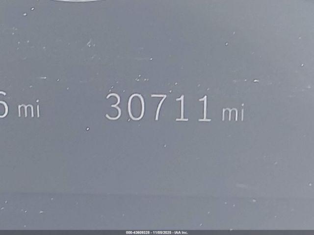 Mercedes-Benz EQE 4matic Image 12